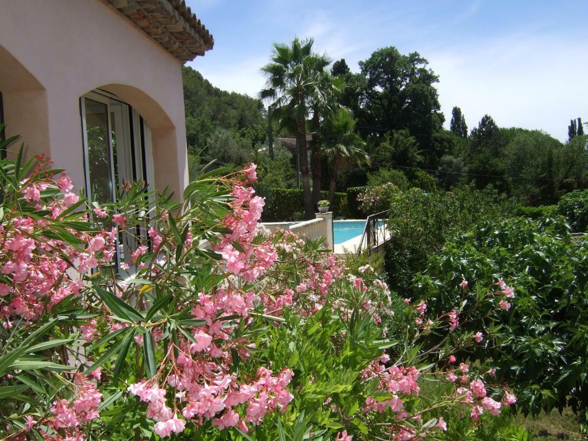 Au Vallon Rouge Saint-Paul-de-Vence Eksteriør billede