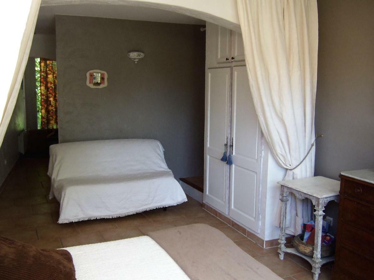 Au Vallon Rouge Saint-Paul-de-Vence Eksteriør billede